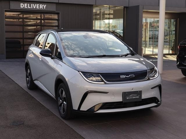 2024 BYD DOLPHIN GRAY II, 7,100 km, Japan export – photo 11