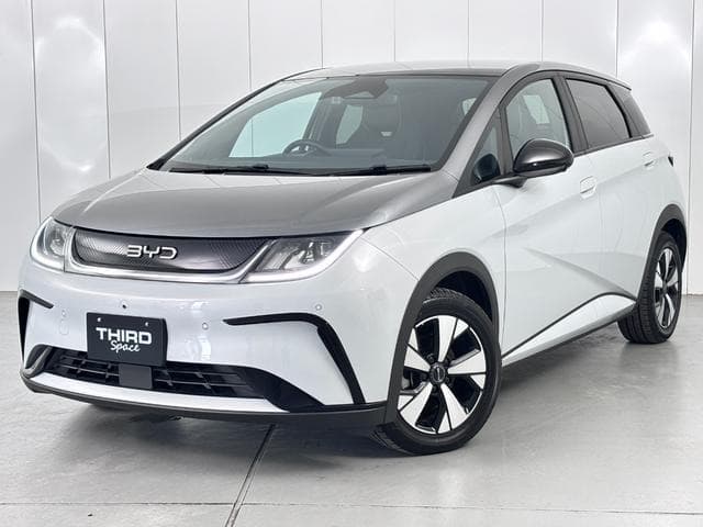 2024 BYD DOLPHIN WHITE/GRAY, 9,573 km, Japan export – photo 1