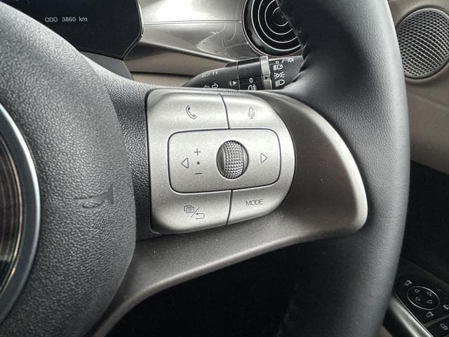 2025 BYD DOLPHIN White, 4,000 km, Japan export – photo 18