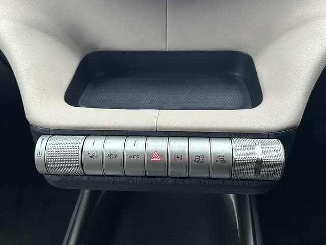 2025 BYD DOLPHIN White, 5,000 km, Japan export – photo 11