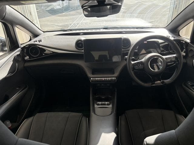 2025 BYD DOLPHIN Gray, 6,000 km, Japan export – photo 6