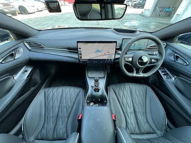 2025 BYD SEAL Black, 4,493 km, Japan export – photo 17