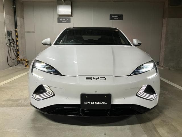 2025 BYD SEAL White, 2,000 km, Japan export – photo 5