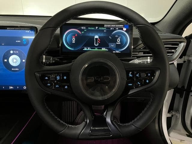 2025 BYD SEAL White, 2,000 km, Japan export – photo 16