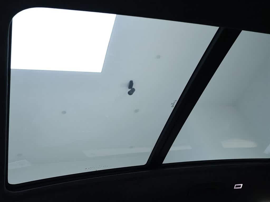 2025 Audi Q6L e-tron Black, 17,600 km, China export – photo 20