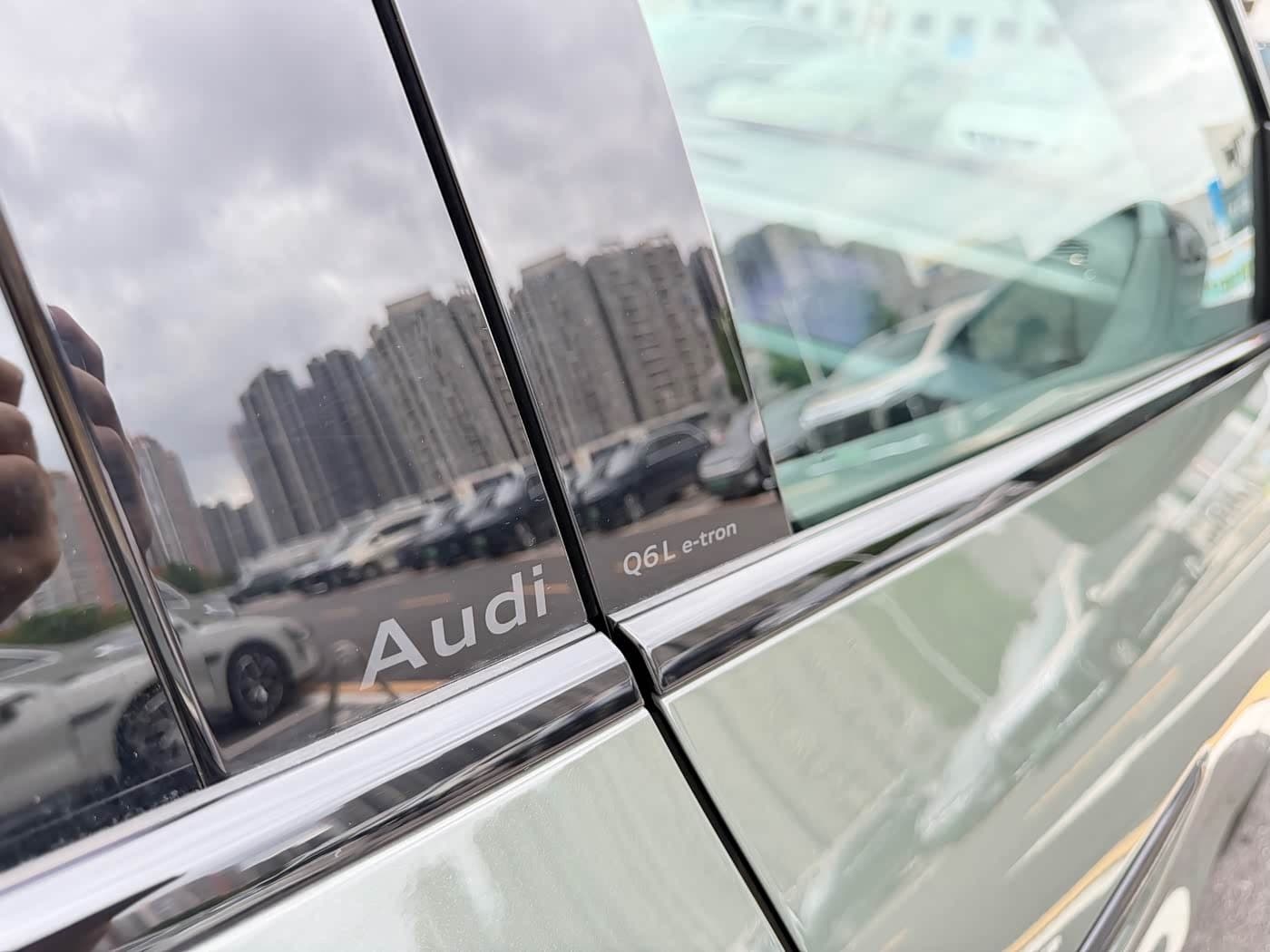 2025 Audi Q6L e-tron Green, 7,000 km, China export – photo 14