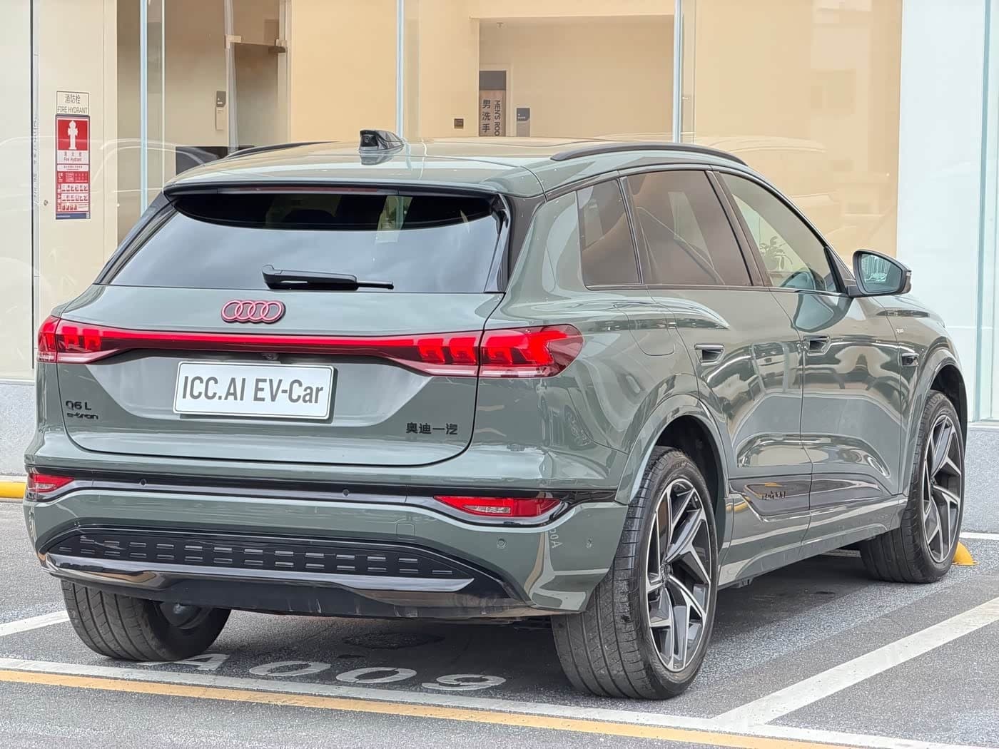 2025 Audi Q6L e-tron Green, 7,000 km, China export – photo 17