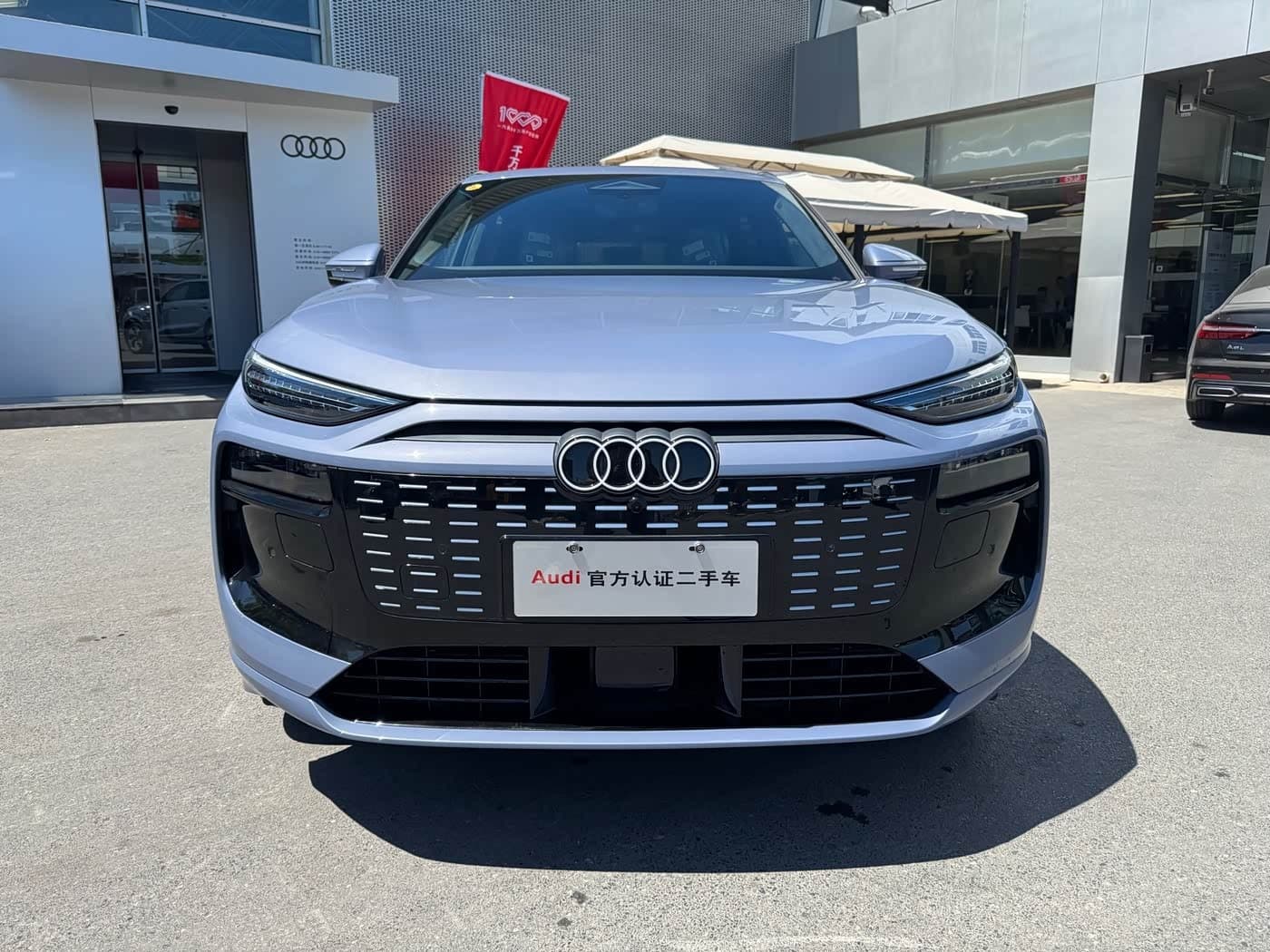 2025 Audi Q6L e-tron 银灰色, 100 km, China export – photo 2