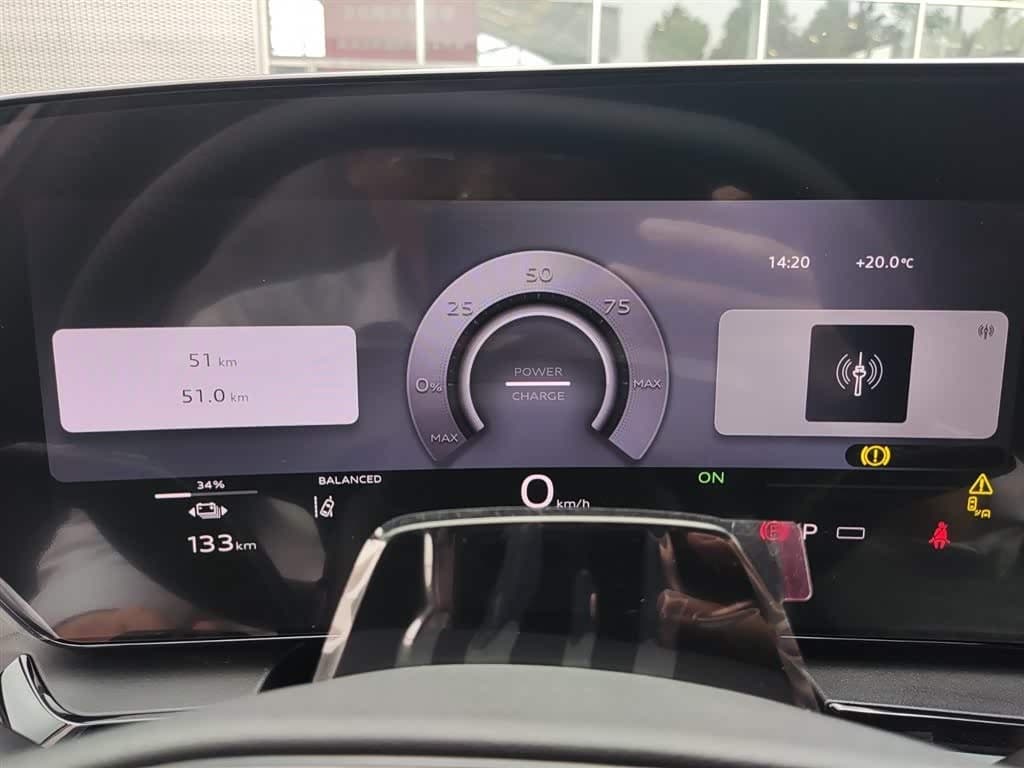 2025 Audi Q6L e-tron 银灰色, 100 km, China export – photo 7