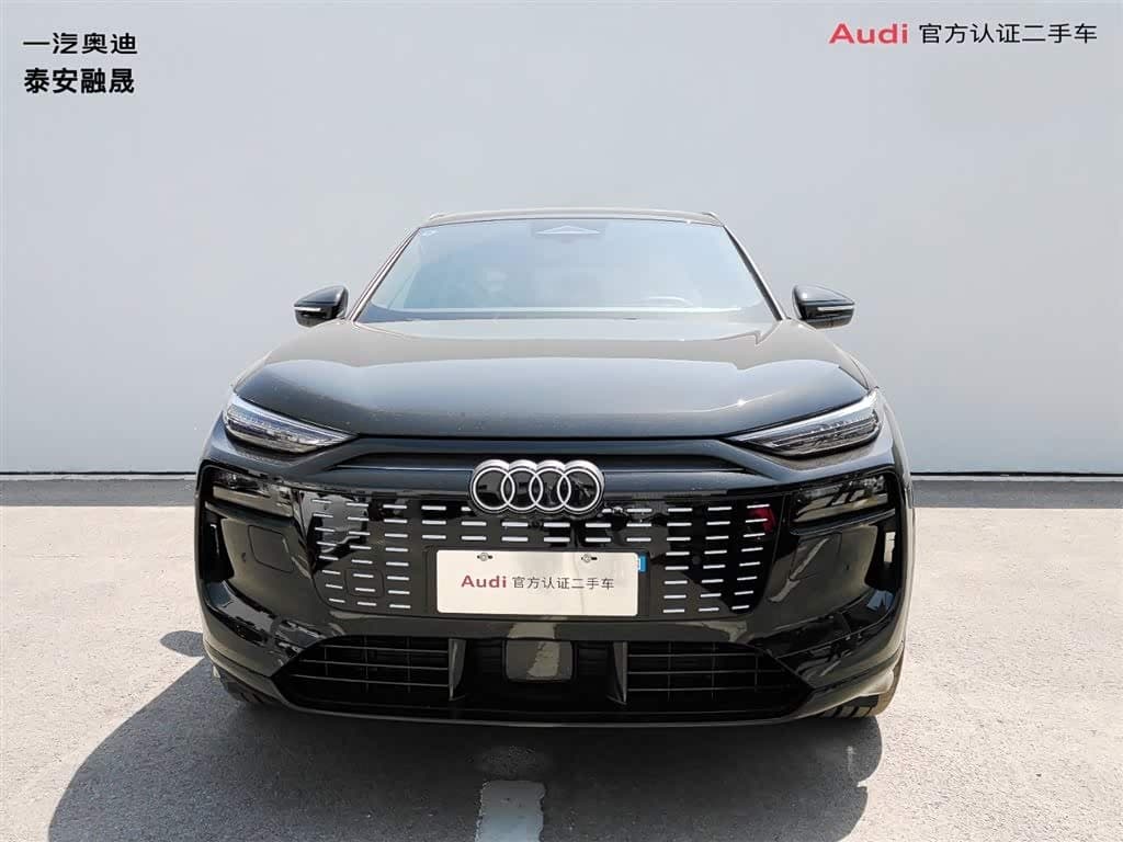 2025 Audi Q6L e-tron Black, 100 km, China export – photo 2