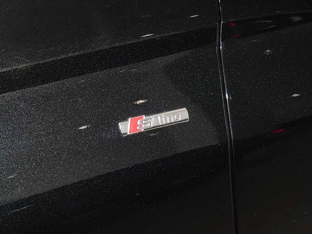 2025 Audi Q6L e-tron Black, 100 km, China export – photo 18