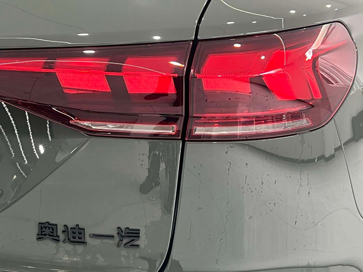 2025 Audi Q6L e-tron Green, 5,500 km, China export – photo 5