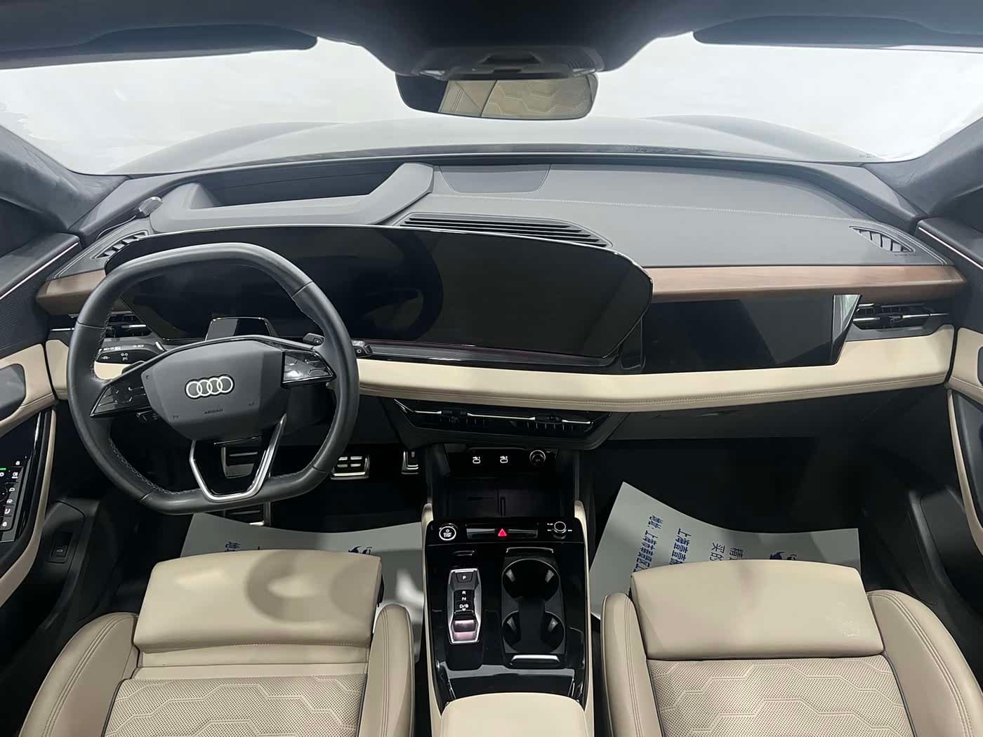 2025 Audi Q6L e-tron Green, 5,500 km, China export – photo 7