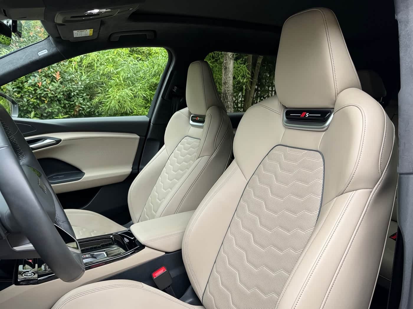 2025 Audi Q6L e-tron Green, 7,000 km, China export – photo 7