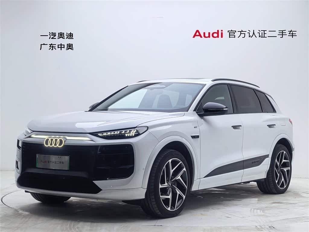2025 Audi Q6L e-tron White, 12,000 km, China export – photo 1