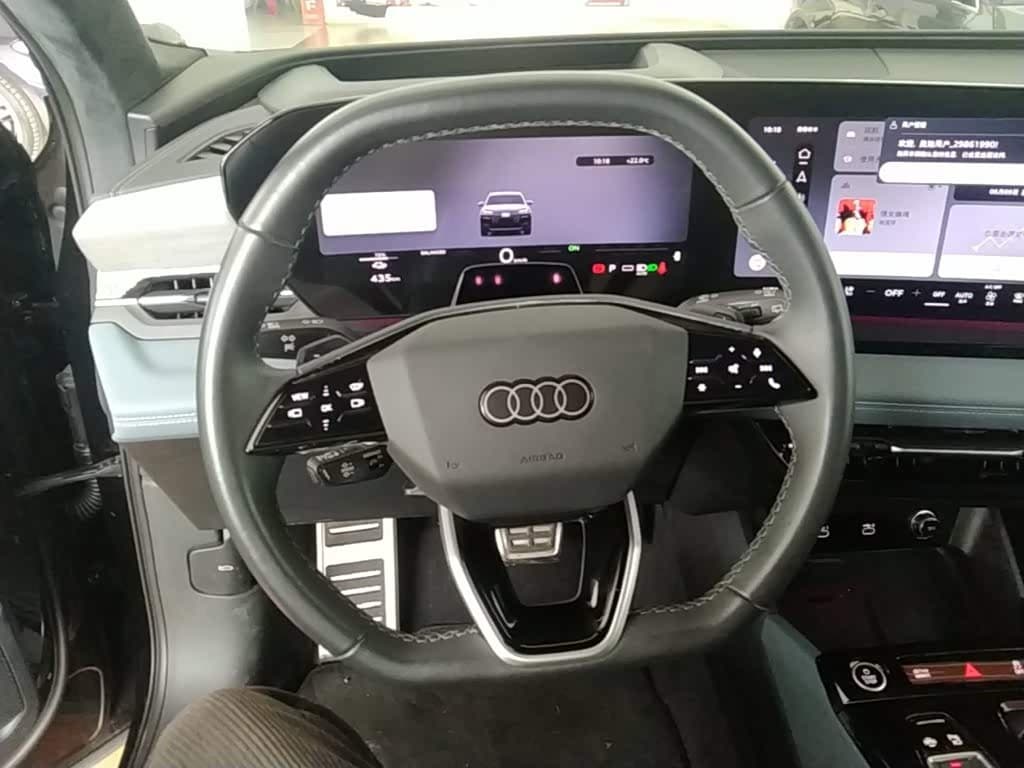 2025 Audi Q6L e-tron Black, 10,900 km, China export – photo 11