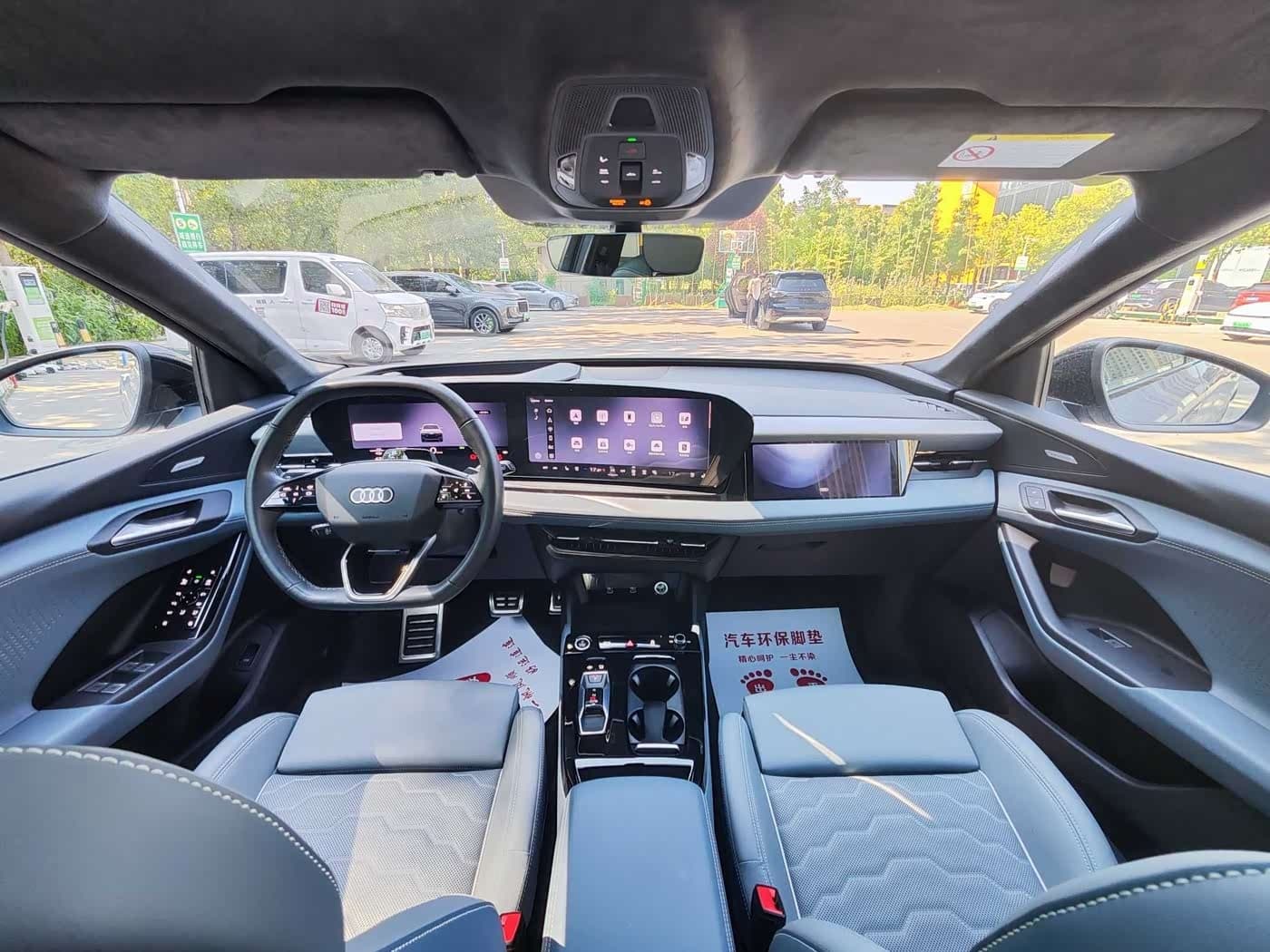 2025 Audi Q6L e-tron Blue, 12,000 km, China export – photo 11