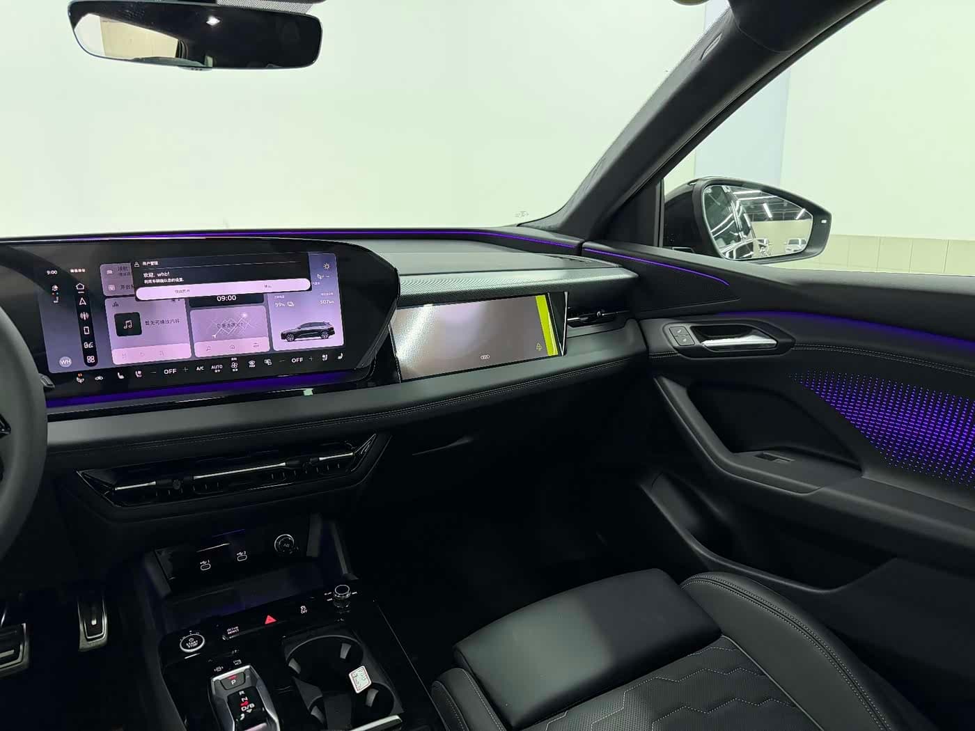 2025 Audi Q6L e-tron Black, 10 km, China export – photo 8