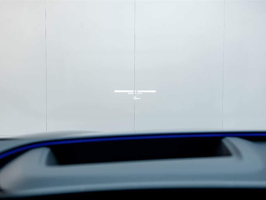 2025 Audi Q6L e-tron Black, 4,300 km, China export – photo 12