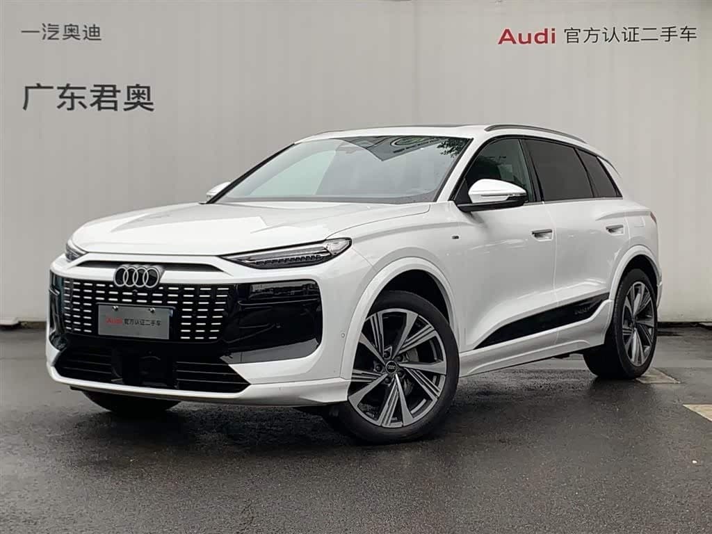 2025 Audi Q6L e-tron White, 100 km, China export – photo 1