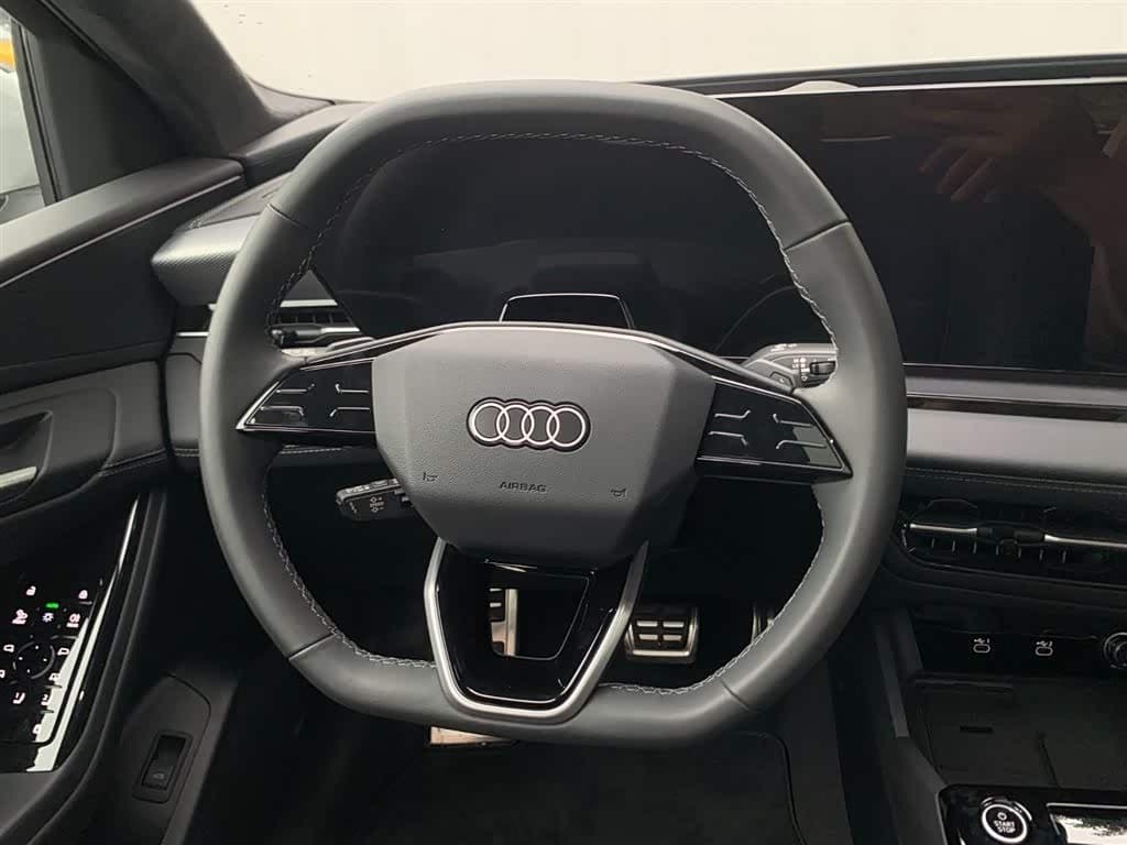 2025 Audi Q6L e-tron White, 100 km, China export – photo 12