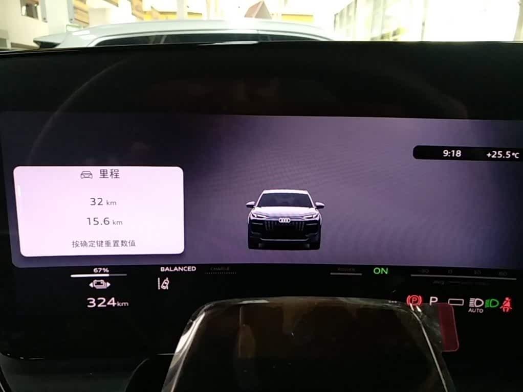 2025 Audi Q6L e-tron White, 100 km, China export – photo 12