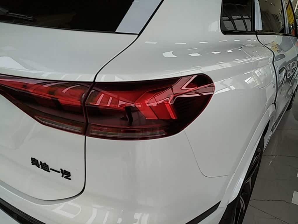 2025 Audi Q6L e-tron White, 100 km, China export – photo 8