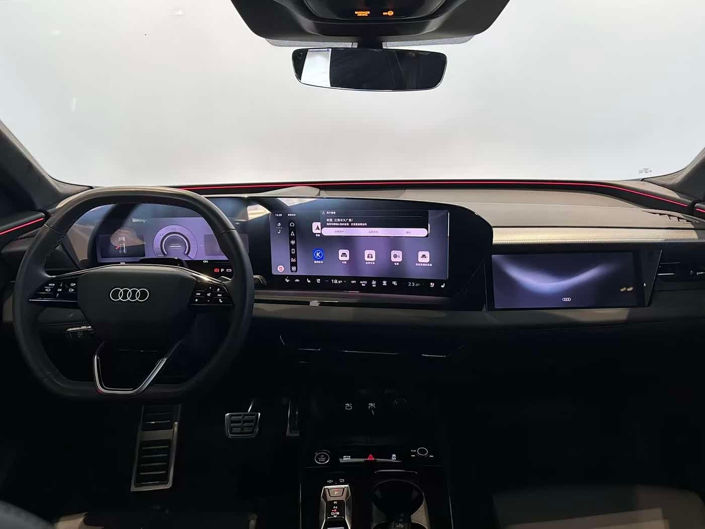 2025 Audi Q6L e-tron White, 9,000 km, China export – photo 7