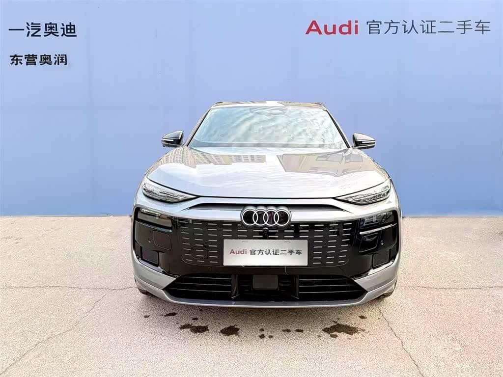 2025 Audi Q6L e-tron 银灰色, 14,000 km, China export – photo 10