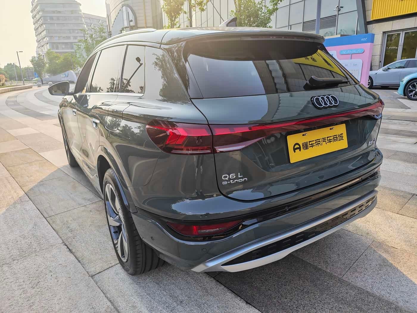 2025 Audi Q6L e-tron Green, 200 km, China export – photo 12