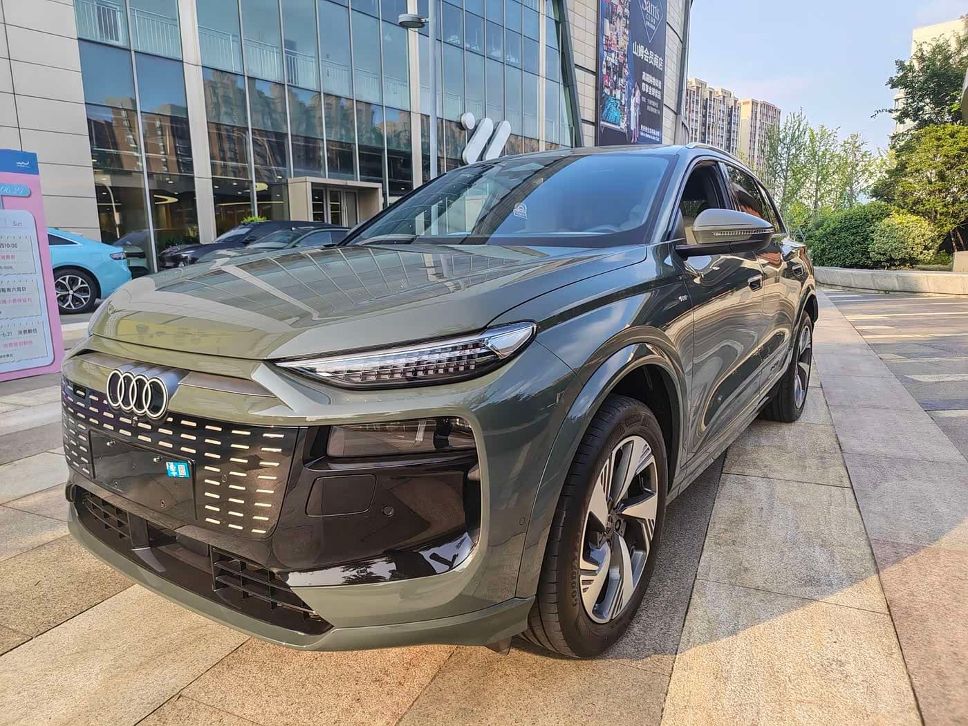 2025 Audi Q6L e-tron Green, 200 km, China export – photo 1