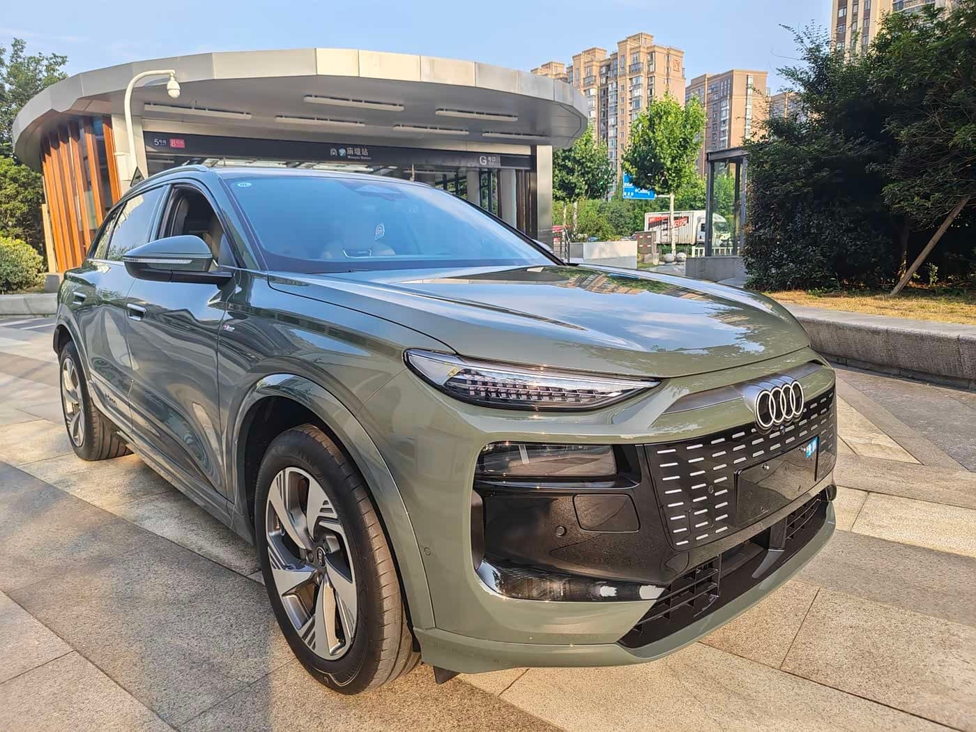 2025 Audi Q6L e-tron Green, 200 km, China export – photo 3