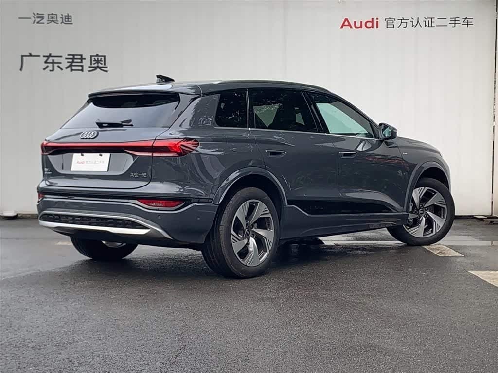 2025 Audi Q6L e-tron 银灰色, 100 km, China export – photo 4