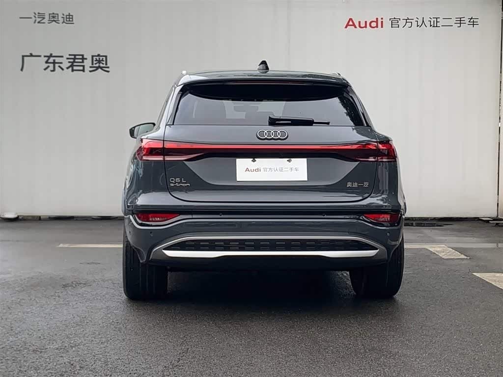 2025 Audi Q6L e-tron 银灰色, 100 km, China export – photo 5