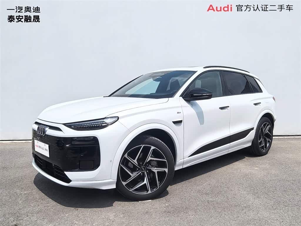 2025 Audi Q6L e-tron White, 6,900 km, China export – photo 1