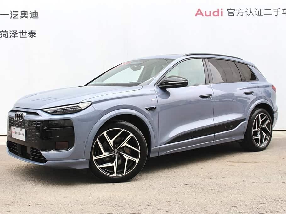 2025 Audi Q6L e-tron Blue, 5,600 km, China export – photo 1