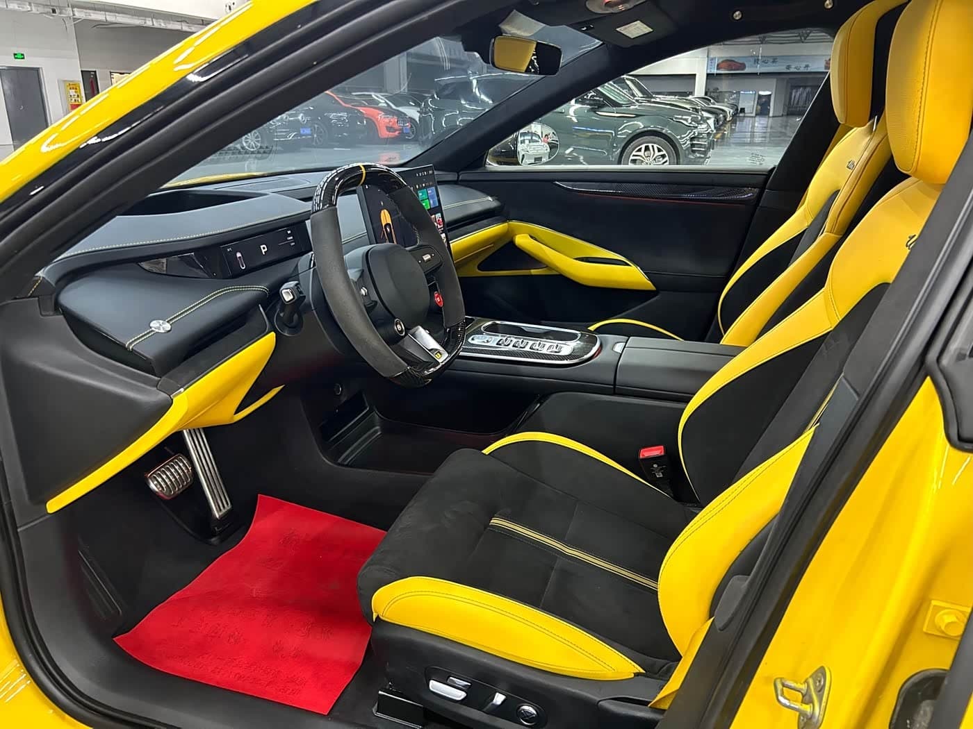 2025 Xiaomi Auto Xiaomi SU7 Ultra Yellow, 17,000 km, China export – photo 4