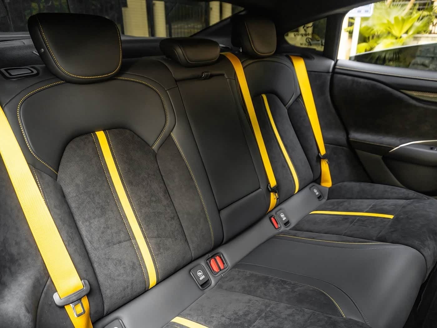 2025 Xiaomi Auto Xiaomi SU7 Ultra 银灰色, 2,000 km, China export – photo 16
