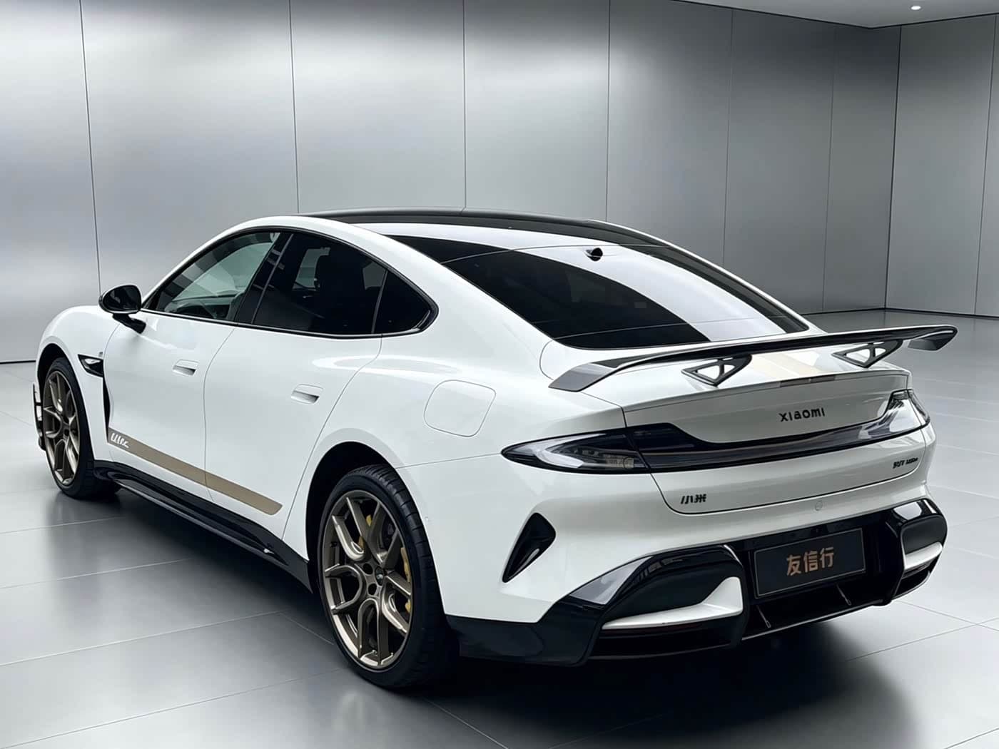 2025 Xiaomi Auto Xiaomi SU7 Ultra White, 9,900 km, China export – photo 6