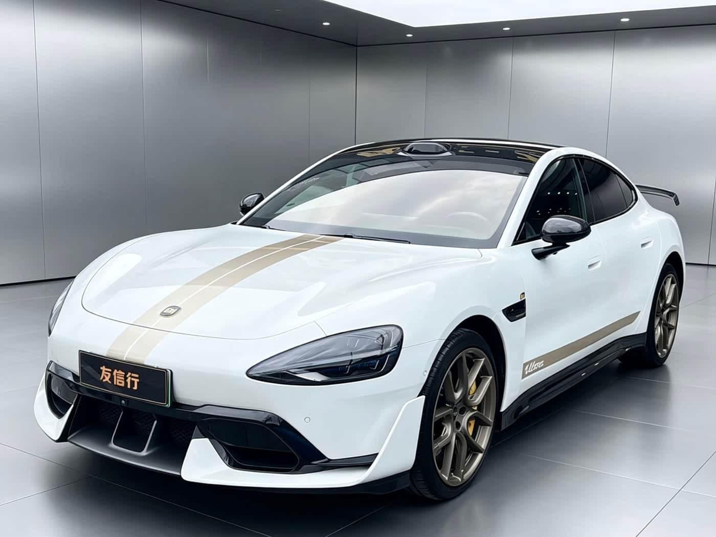 2025 Xiaomi Auto Xiaomi SU7 Ultra White, 9,900 km, China export – photo 1