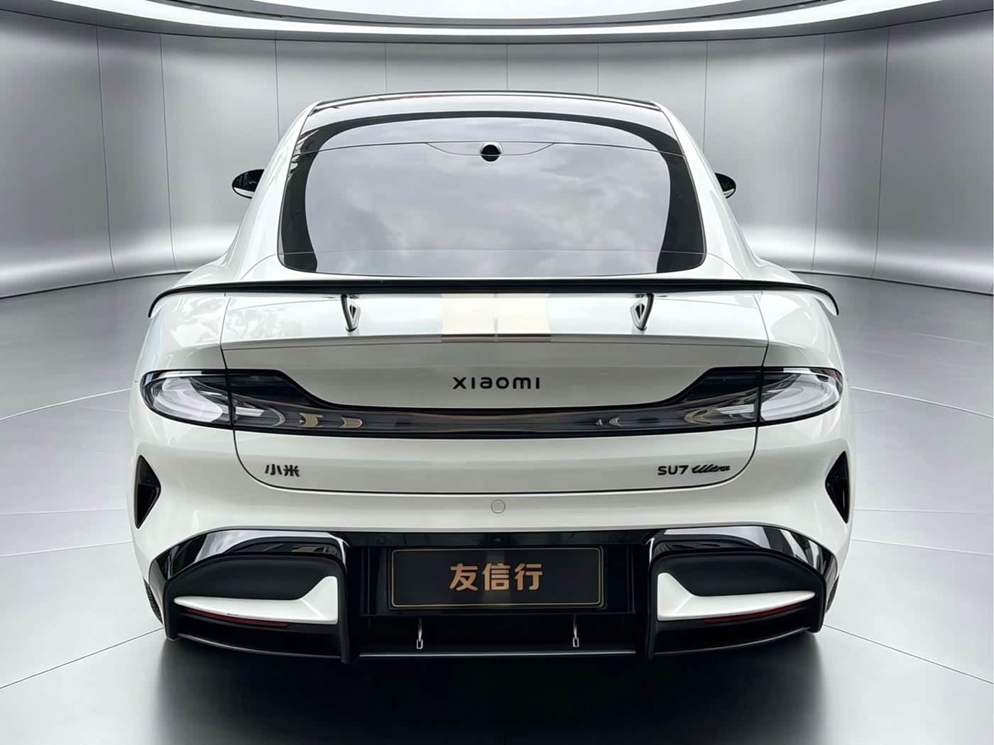 2025 Xiaomi Auto Xiaomi SU7 Ultra White, 9,900 km, China export – photo 5