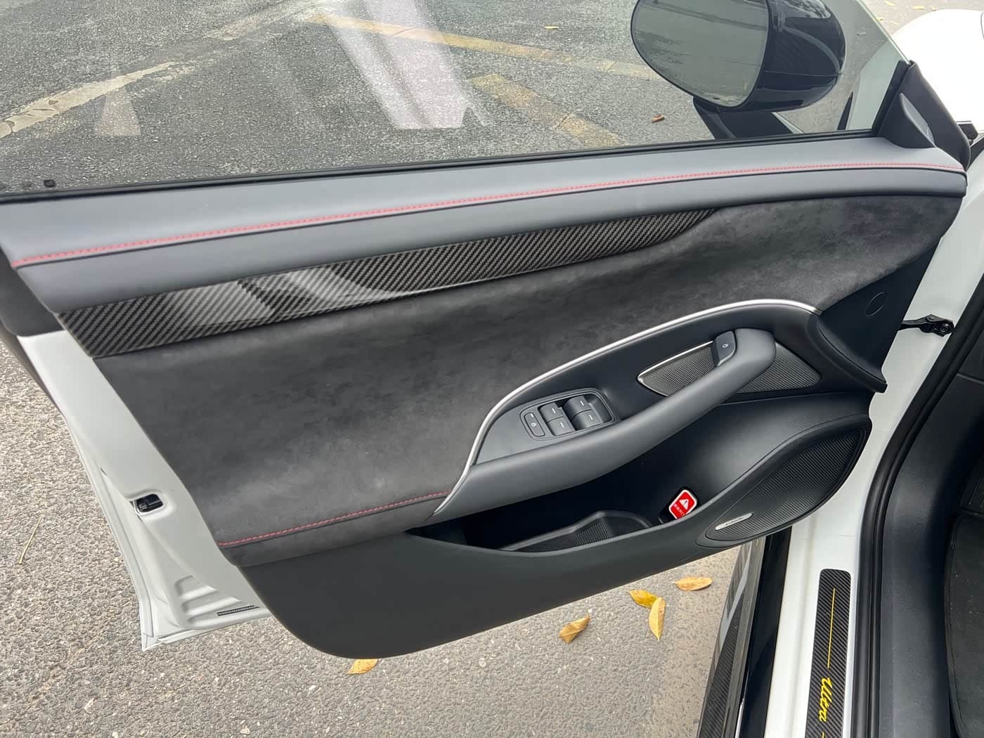 2025 Xiaomi Auto Xiaomi SU7 Ultra White, 9,900 km, China export – photo 18