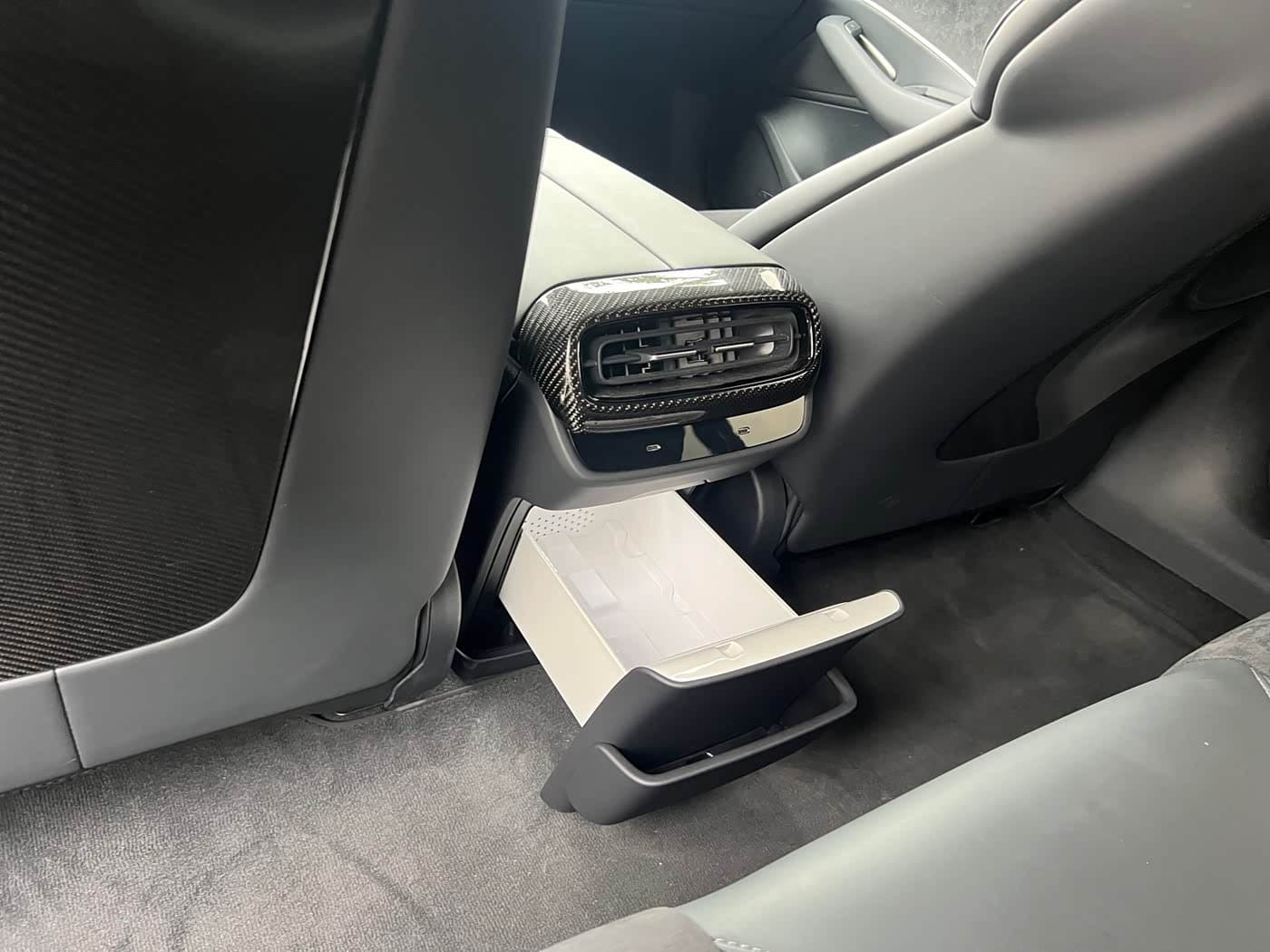 2025 Xiaomi Auto Xiaomi SU7 Ultra White, 9,900 km, China export – photo 10