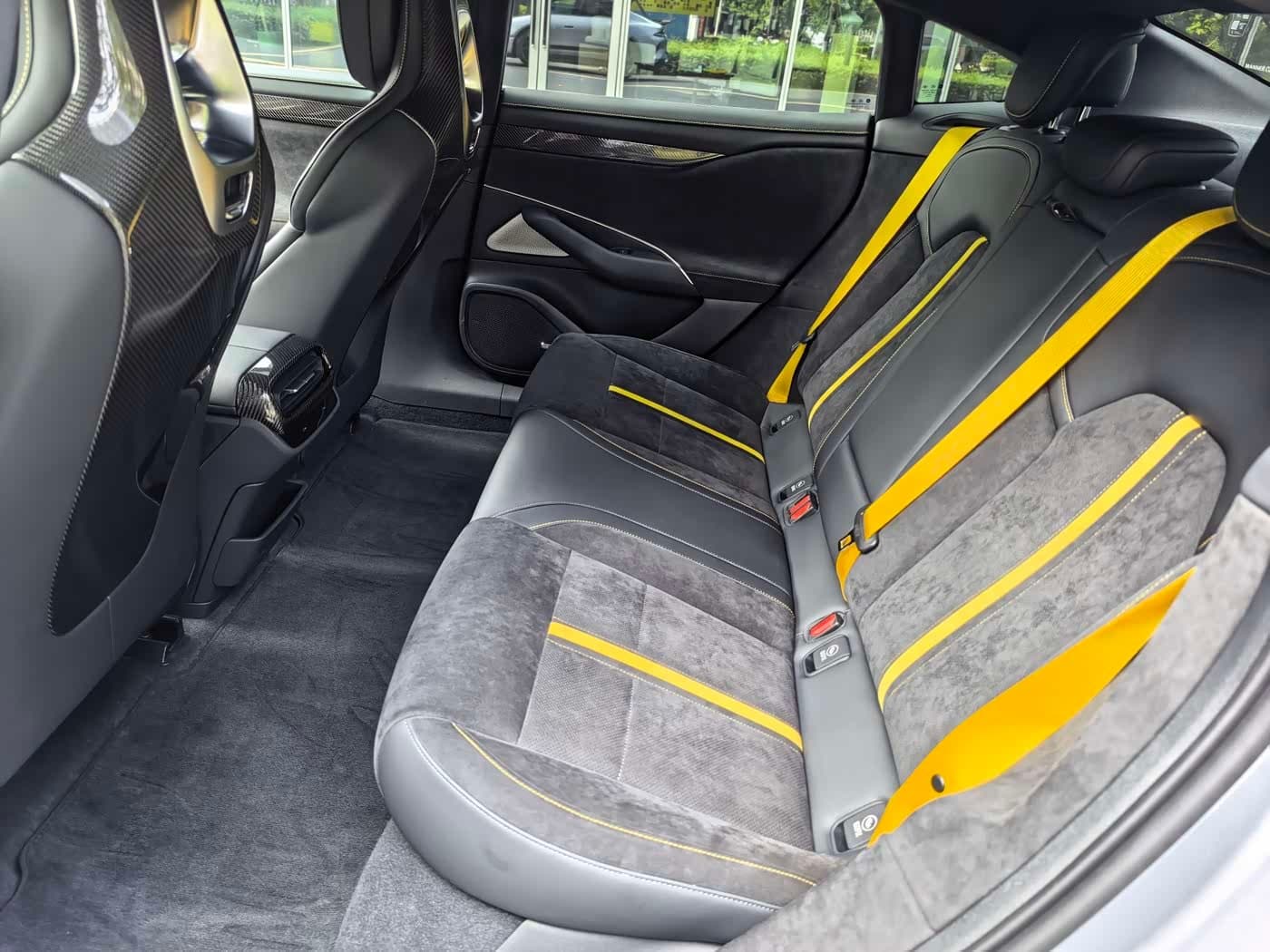 2025 Xiaomi Auto Xiaomi SU7 Ultra 银灰色, 8,700 km, China export – photo 12
