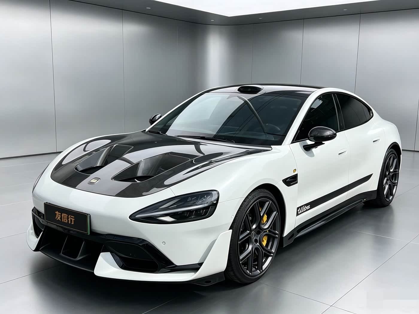 2025 Xiaomi Auto Xiaomi SU7 Ultra White, 3,400 km, China export – photo 1
