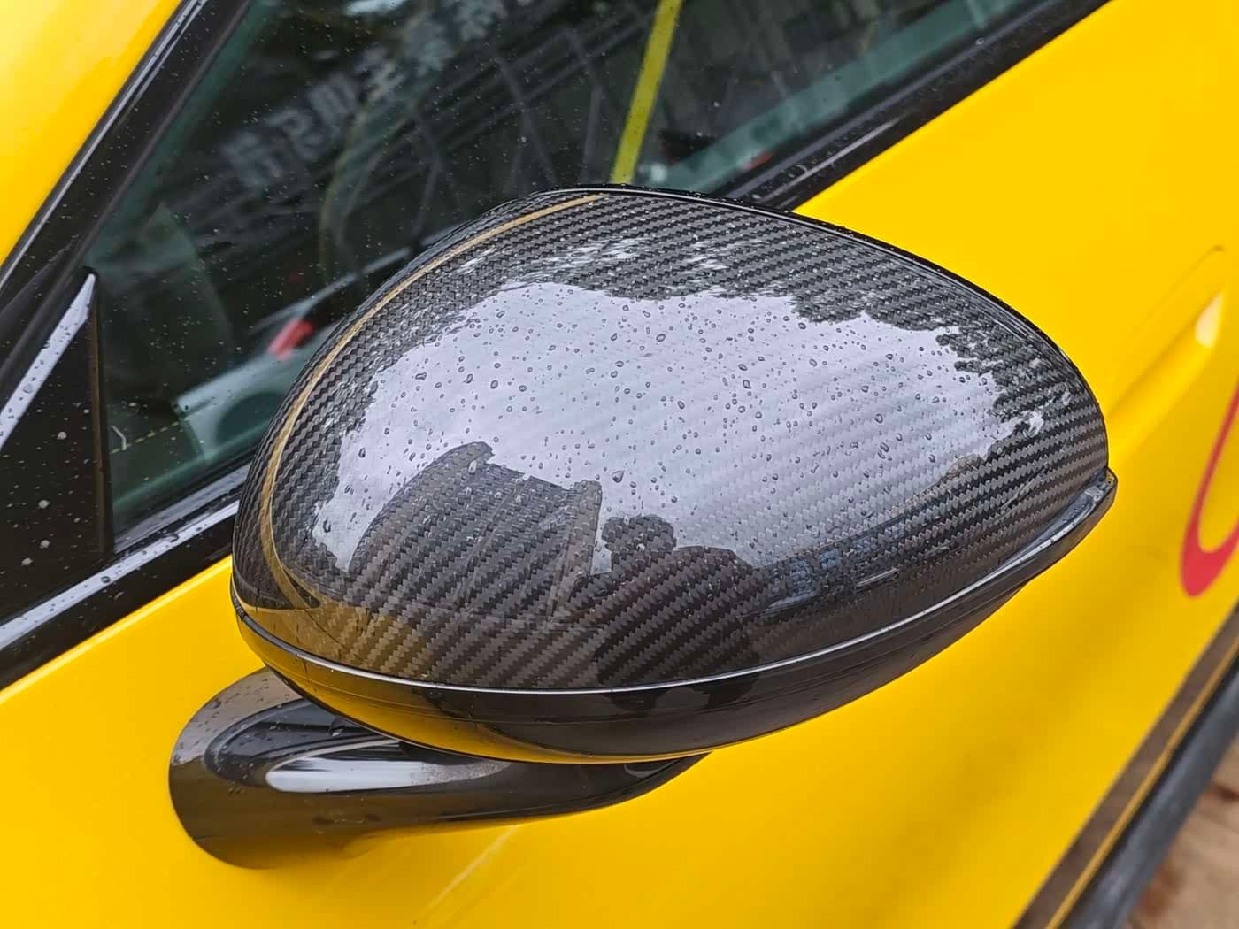 2025 Xiaomi Auto Xiaomi SU7 Ultra Yellow, 23,000 km, China export – photo 4