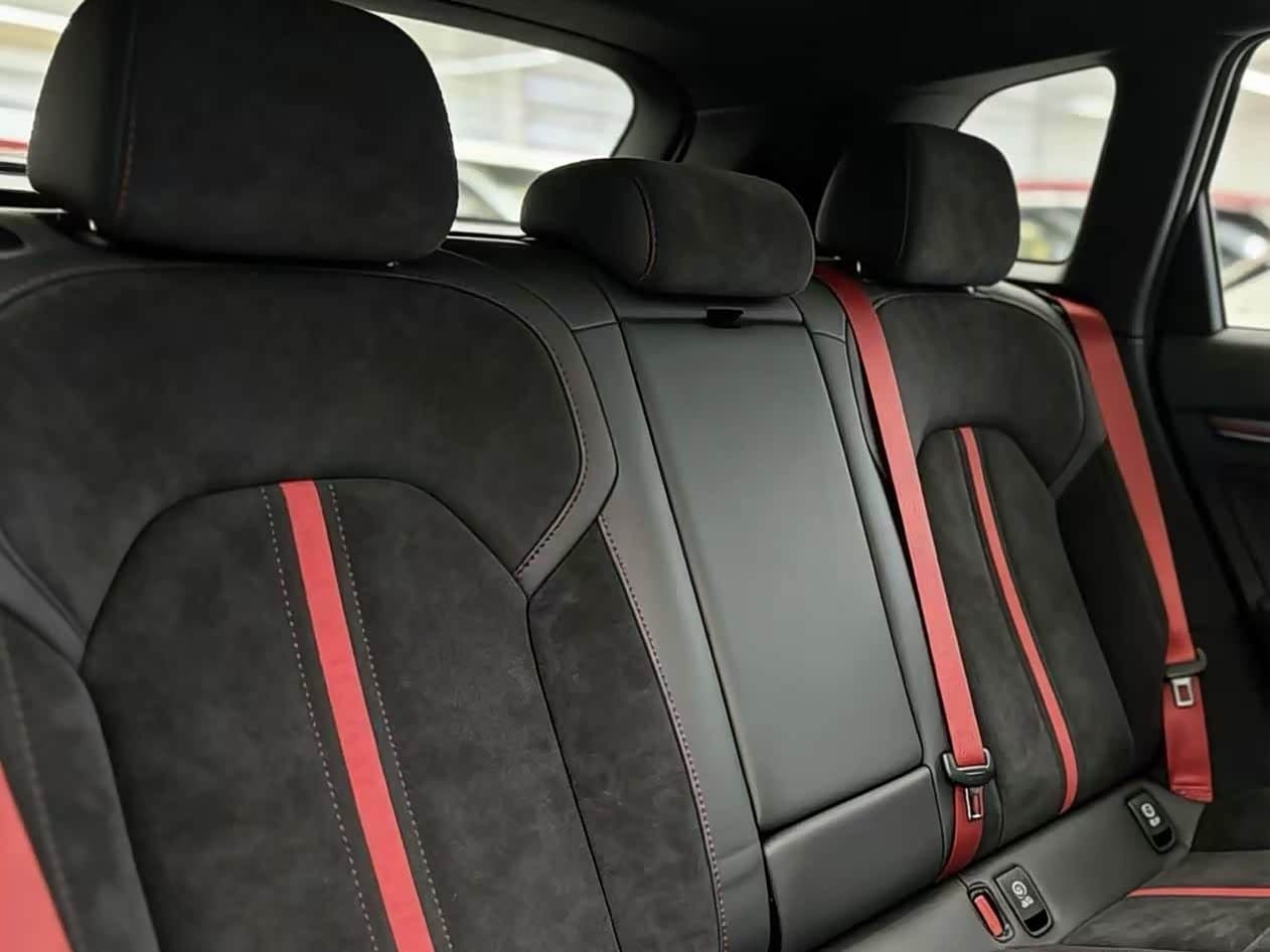 2025 Xiaomi Auto Xiaomi SU7 Ultra Green, 11,000 km, China export – photo 3