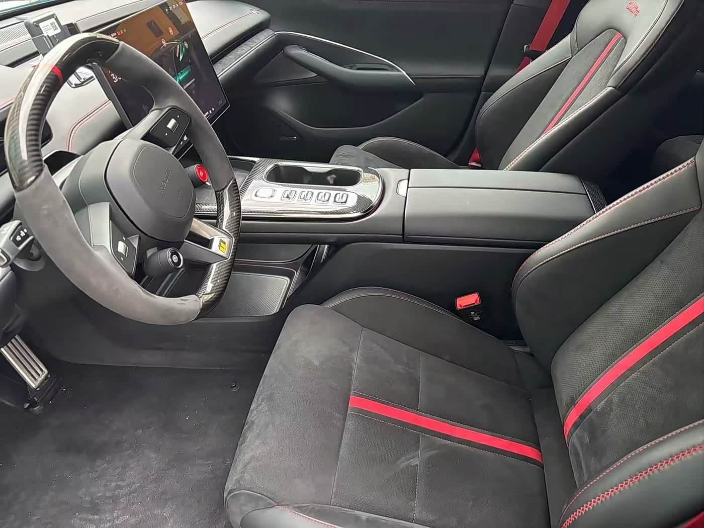 2025 Xiaomi Auto Xiaomi SU7 Ultra Green, 11,000 km, China export – photo 4