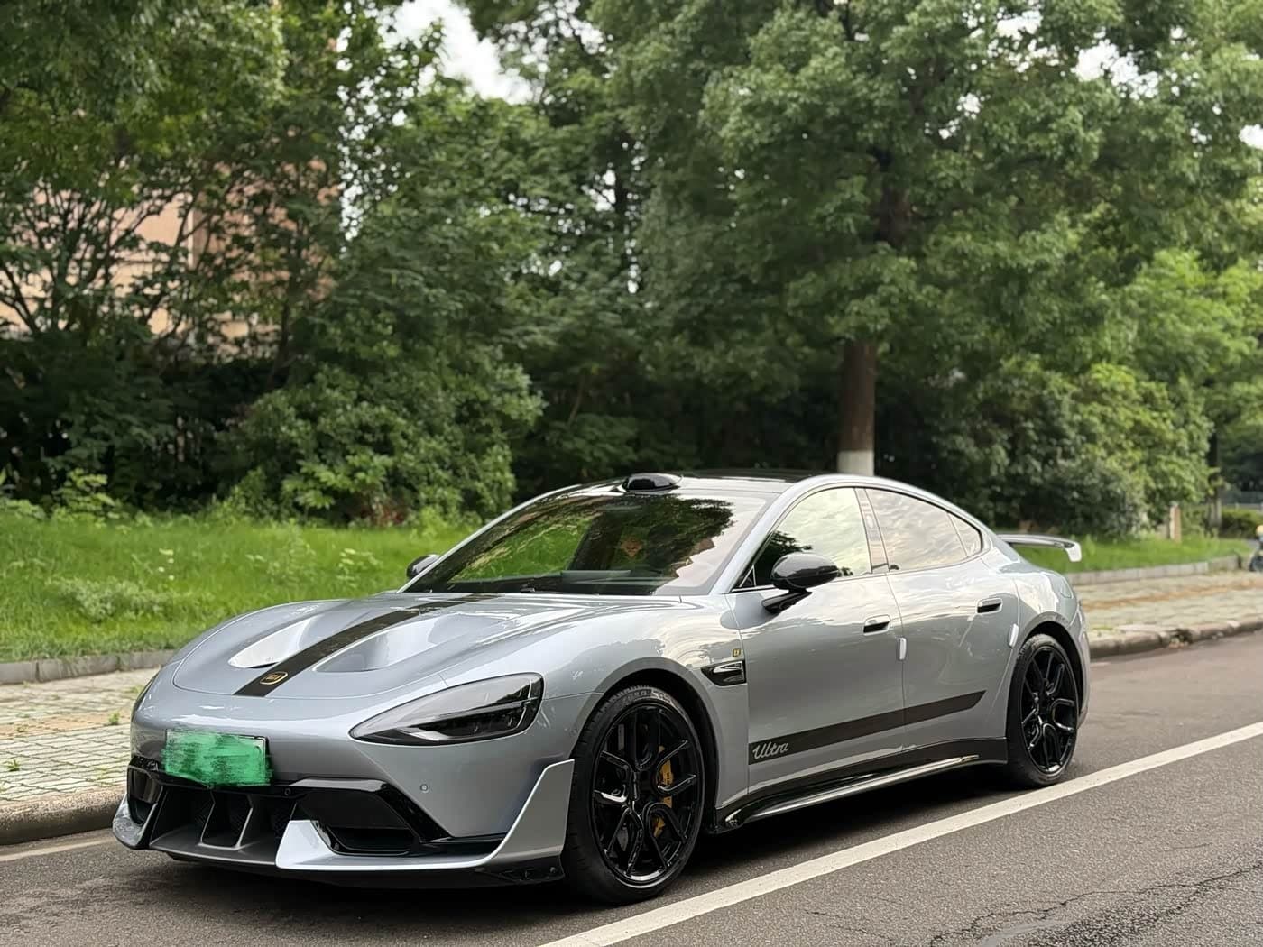 2025 Xiaomi Auto Xiaomi SU7 Ultra 银灰色, 30,000 km, China export – photo 1