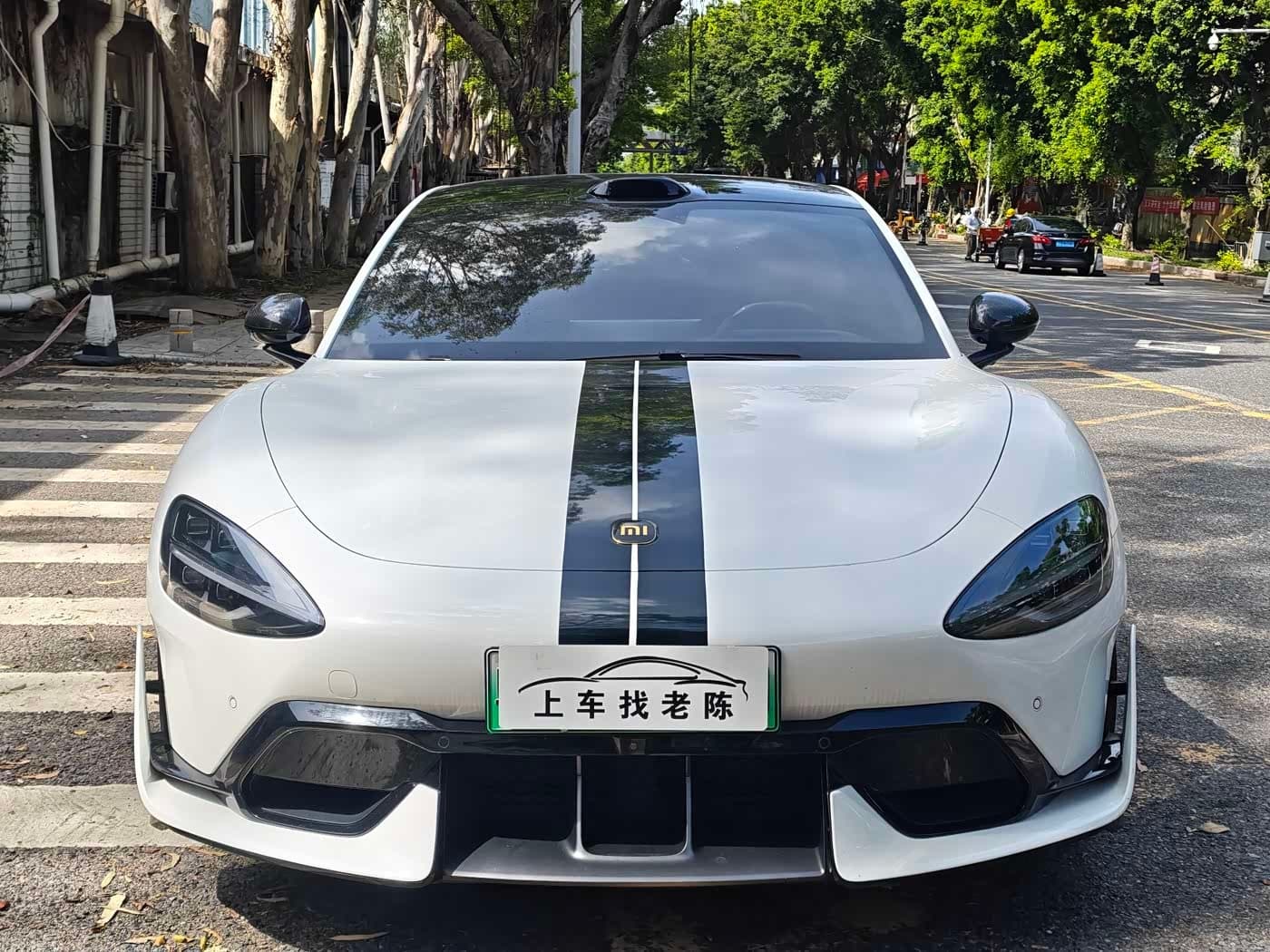 2025 Xiaomi Auto Xiaomi SU7 Ultra White, 35,200 km, China export – photo 2
